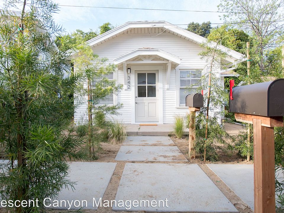 1st image of 336 1/2 N Avenue 57
