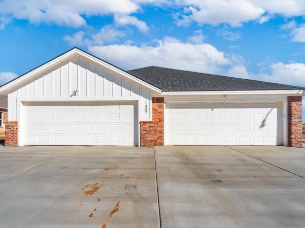 1407 17th St, Shallowater, TX 79363