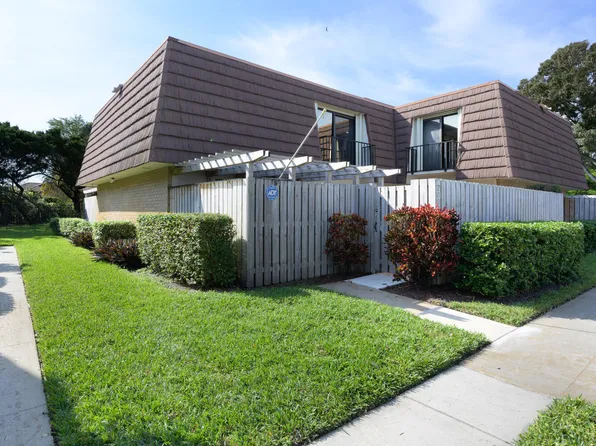 2009 20th Lane, Palm Beach Gardens, FL 33418