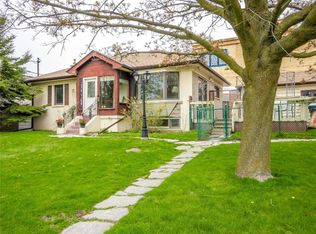 44 Sunnypoint Cres, Toronto, ON M1M1B9