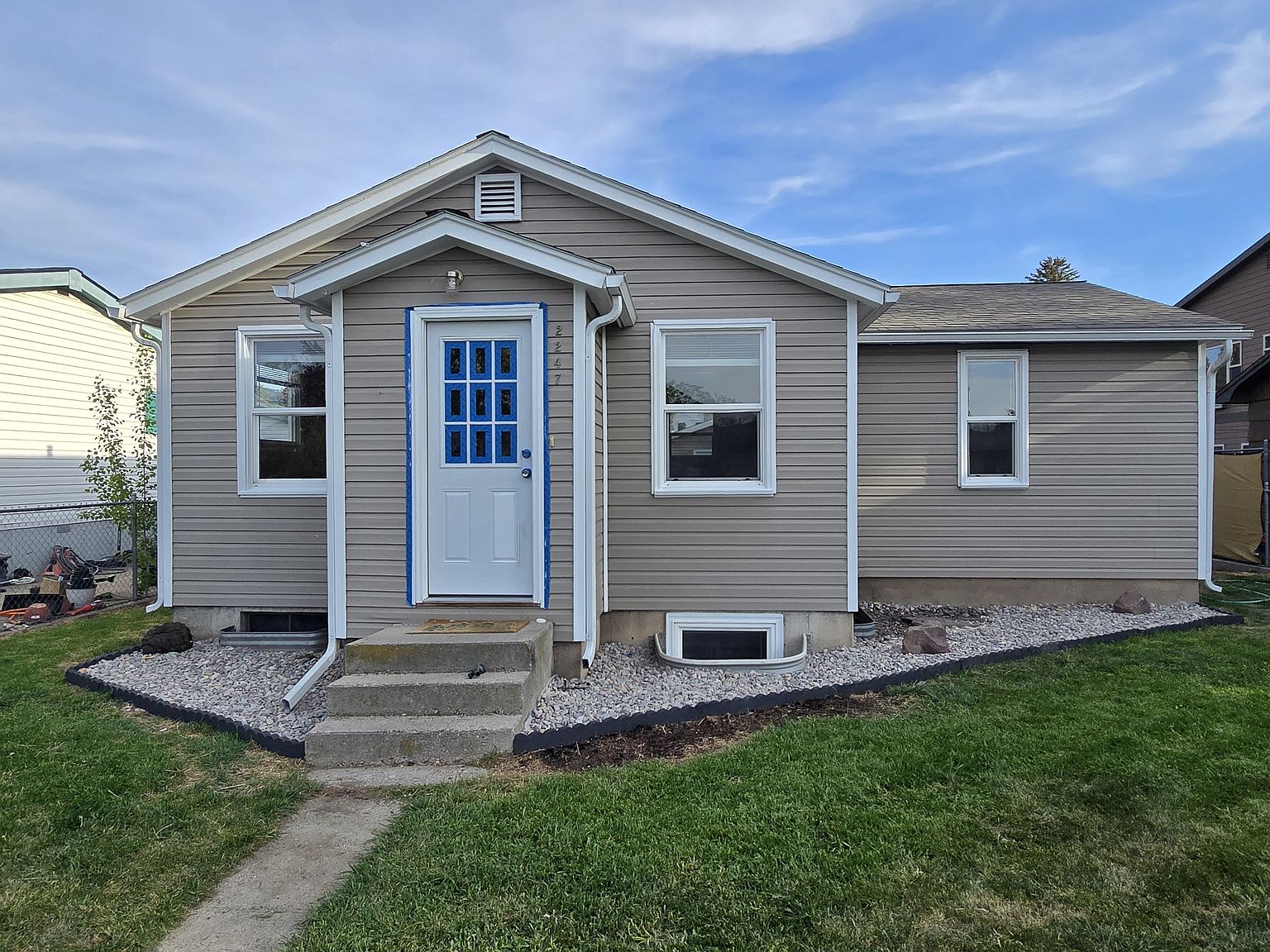 2247 S 9th St W, Missoula, MT 59801 | Zillow