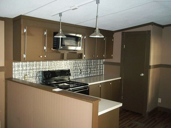 kitchen/pantry