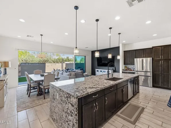 1912 W KINFIELD Trail, Phoenix, AZ 85085