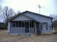 2nd image of 156 W Lewisburg Rd