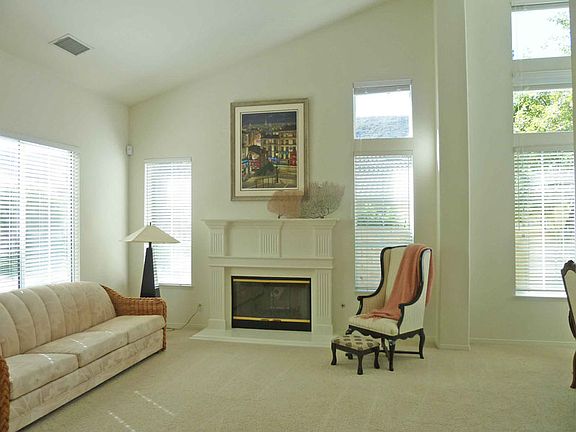 2nd image of 2569 Autumn Ridge Dr