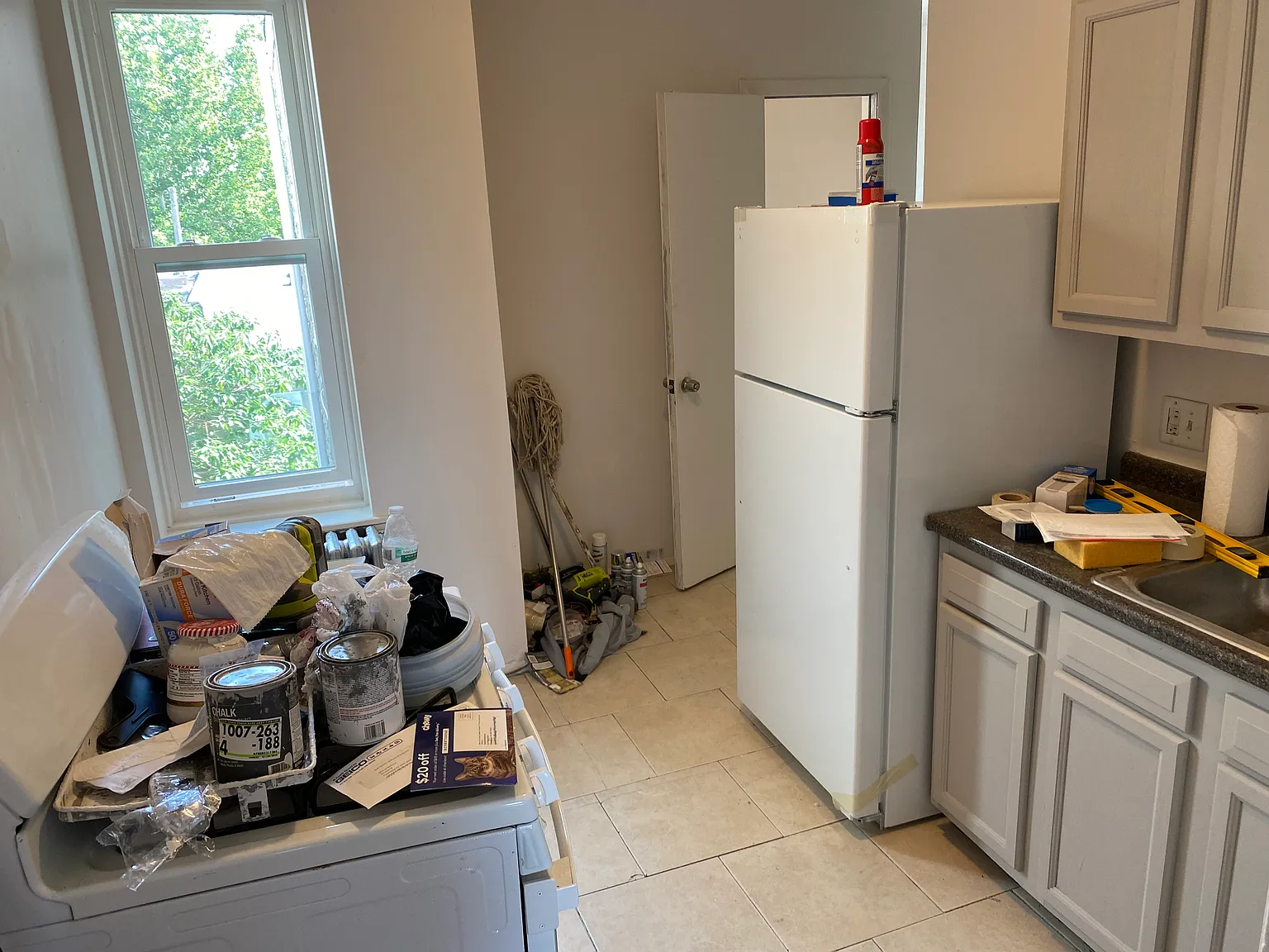 1 bed, 650 sqft, $1,400 — Photo 4