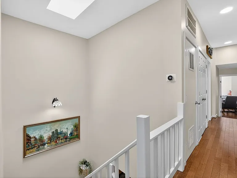 914 N St NW — Photo 16