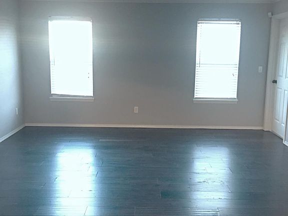 5th image of 901 SW Crystal St