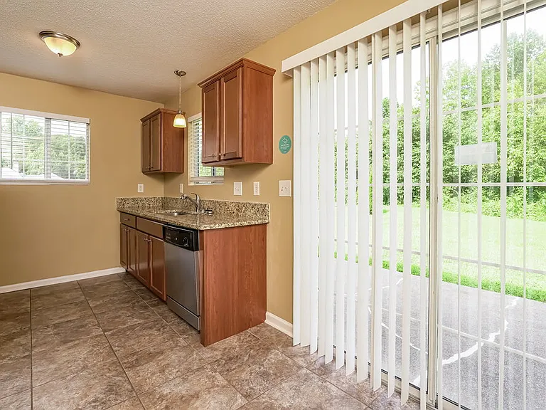 2650 Stratford Lake Rd — Photo 6