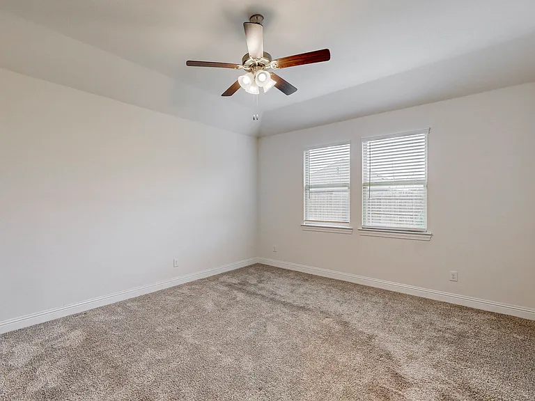 10925 Klondike Ln — Photo 28