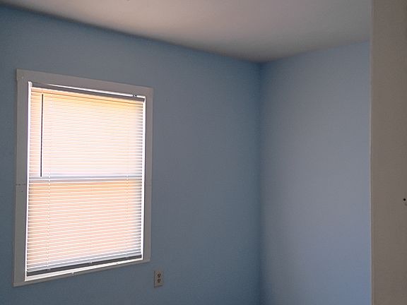 5th image of 9 Brookforest Dr