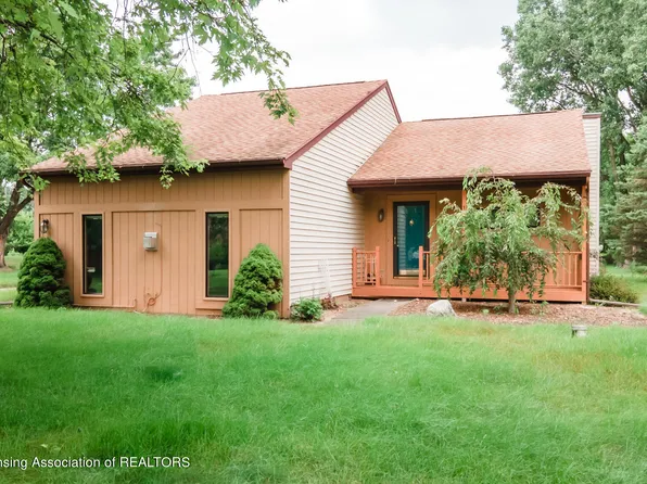 1865 Maple Shade Dr, Williamston, MI 48895