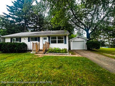 915 S Bostwick St, Charlotte, MI, 48813