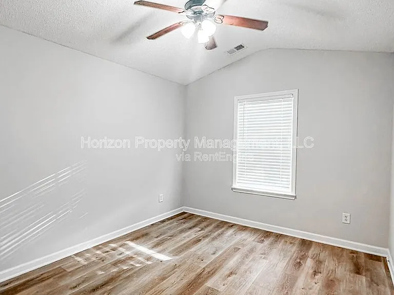 139 Riverstone Commons Cir — Photo 20