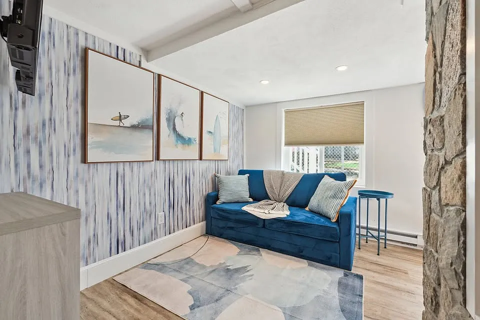 61 Ocean Blvd — Photo 3