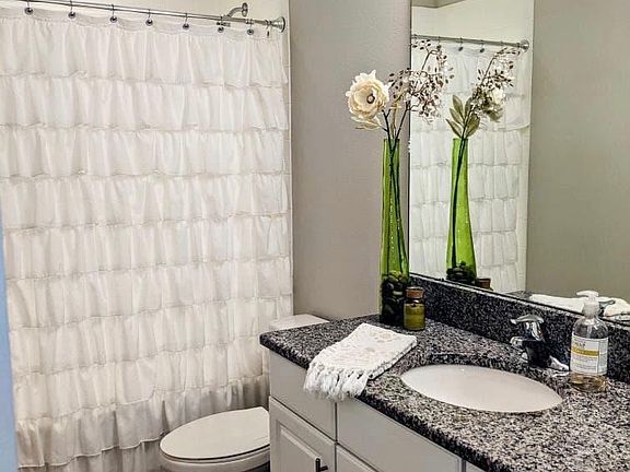Guest Bath/Full Bath #2
