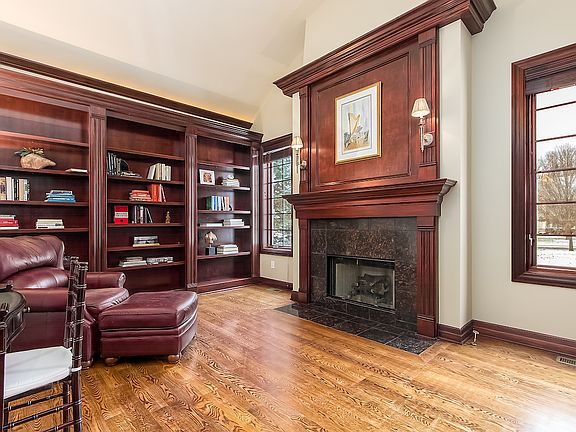 5th image of 10788 Winchcombe Dr