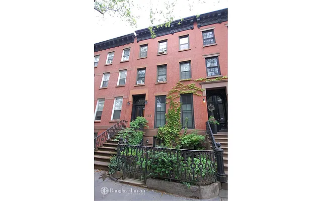 Rented by Douglas Elliman | media 14