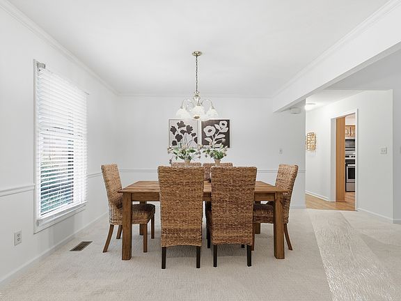 4th image of 3343 S Rosewind Dr