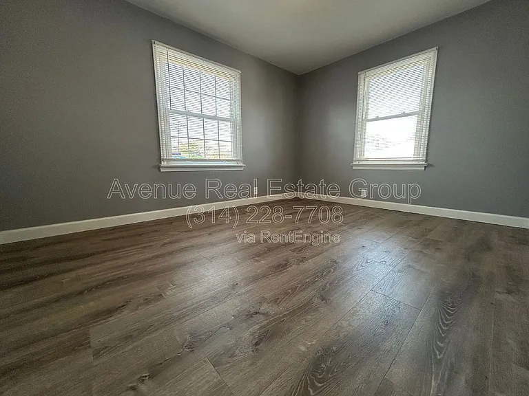 8306 Whitewater Dr — Photo 4