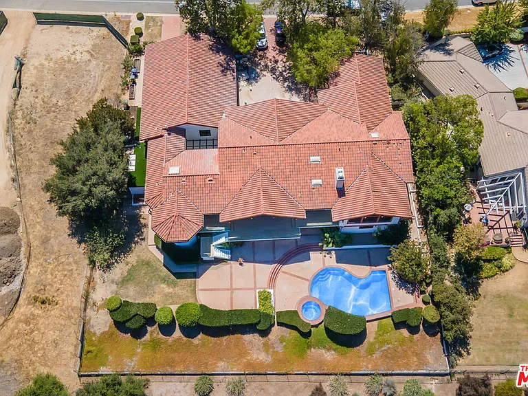 5109 Lakeview Canyon Rd — Photo 20