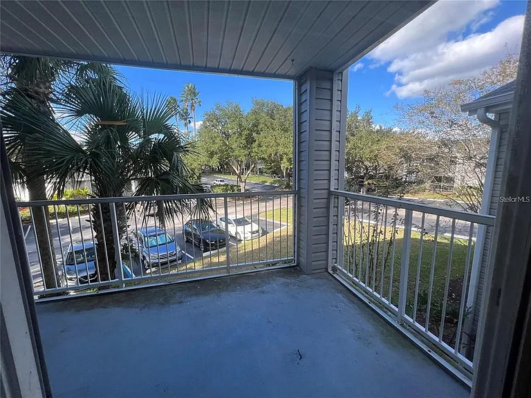 2504 Grassy Point Dr #202 — Photo 14