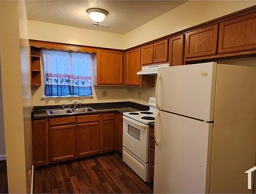 2 bed, 950 sqft, $1,500 — Photo 4