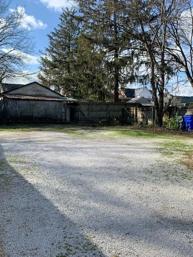 2 bed, 1.0 bath, 1200 sqft, $1,495 — Photo 4