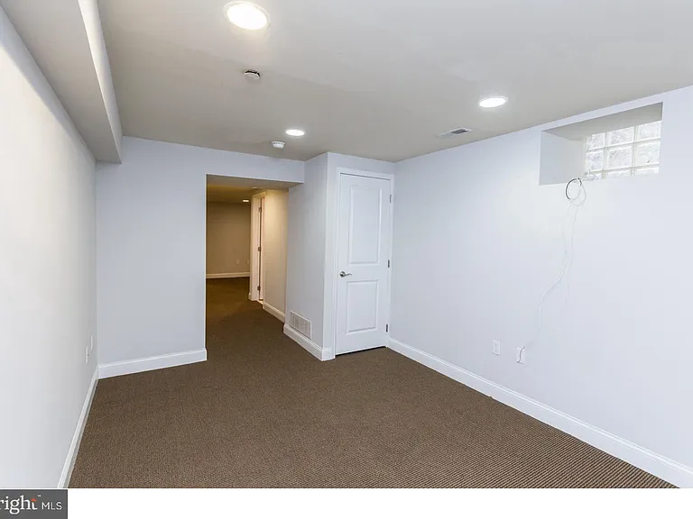 931 N 19th St #1 — Photo 21