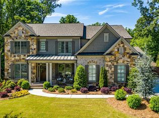 2757 Oak Glen Manor Rd, Decatur, GA 30033