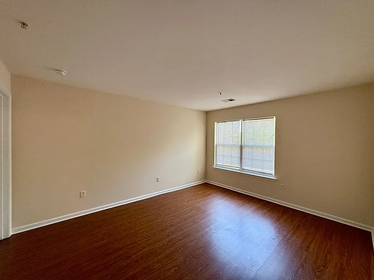 1315 Fernwood Ct — Photo 10