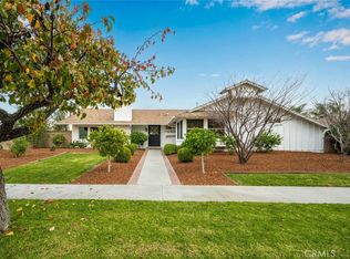 11872 Foster Rd, Los Alamitos, CA 90720