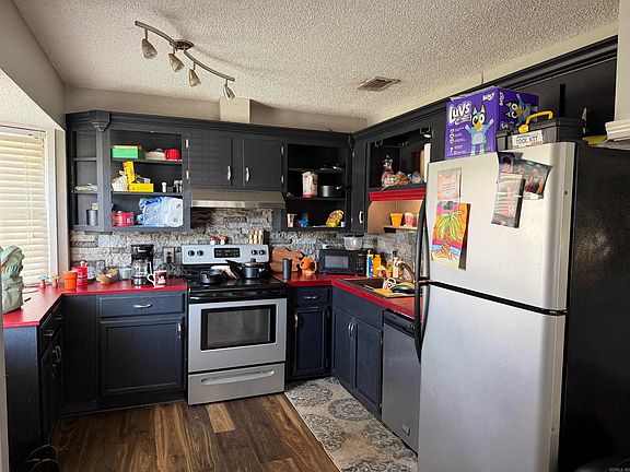 5th image of 10321 Dollarway Rd