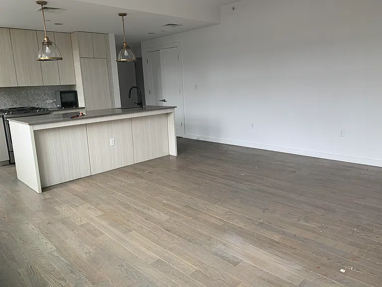125 Parkside Ave #7D — Photo 5
