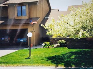 1625 Willow Creek Dr, Lansing, MI 48917