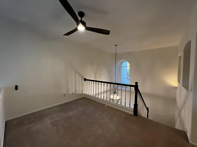 1888 Matin Cir — Photo 45
