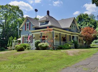 85 Cragmere Rd, Airmont, NY 10901