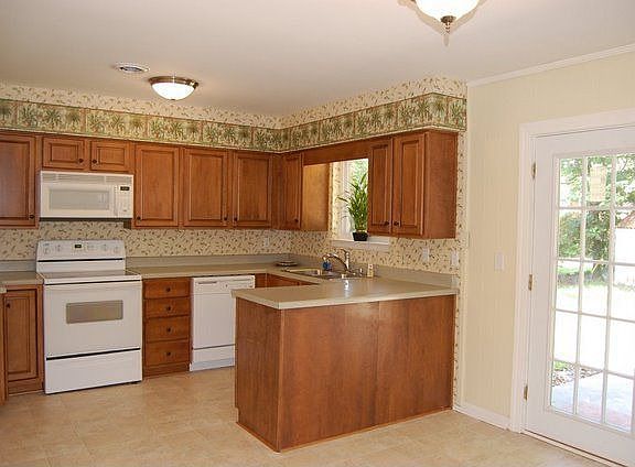 maple cabinets