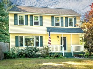 6 Worden Rd, Tyngsboro, MA 01879