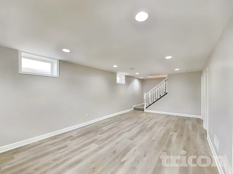 4010 Monroe St NE — Photo 17