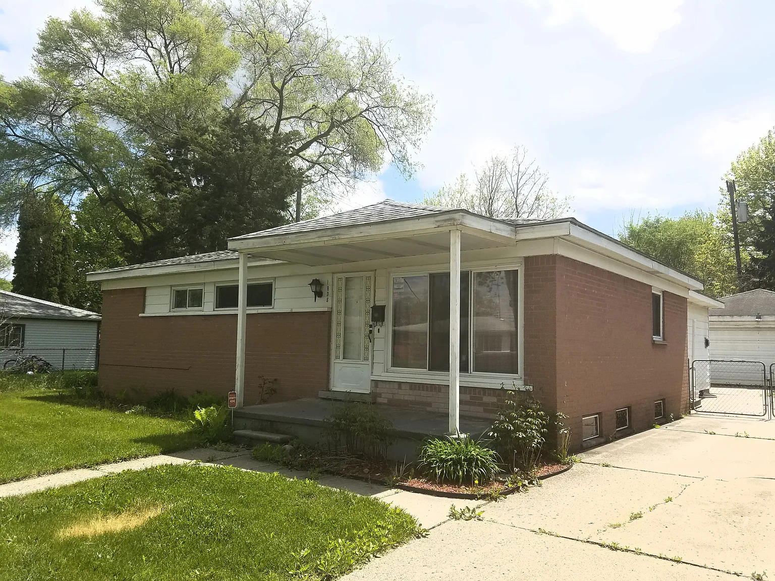 1836 George Ave photo 1