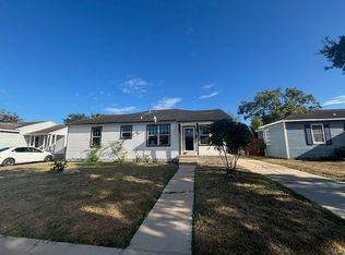 1053 Chamberlain St, Corpus Christi, TX 78404