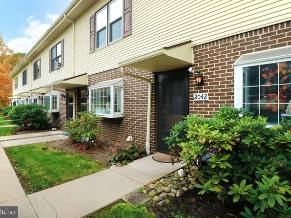 2042 Mary Ellen Ln, State College, PA 16803