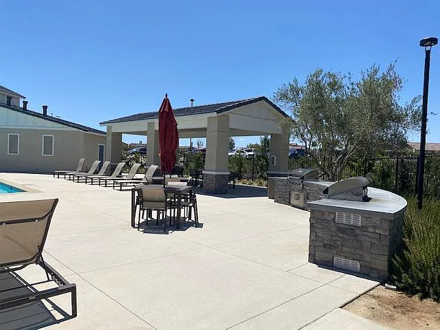882 Tierra Dr — Photo 18