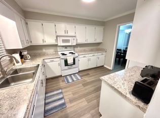 2905 Sussex St, Greenville, NC 27834