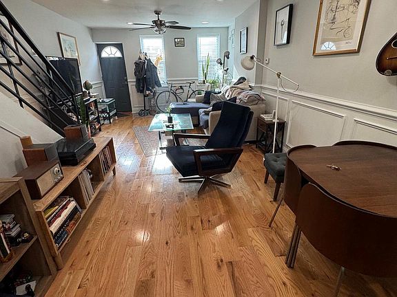 3rd image of 1929 Wilder St