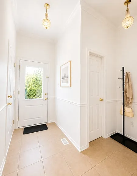 1622 Henri Lauzon St — Photo 2