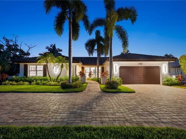 2105 SHEEPSHEAD DR, NAPLES, FL 34102