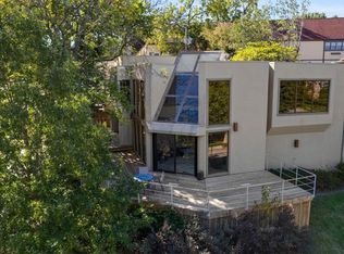 5000 Wornall Rd, Kansas City, MO 64112