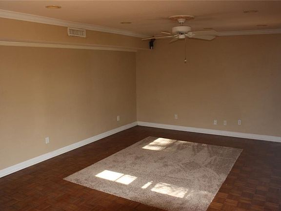 4th image of 1008 Egyptian Dr #B